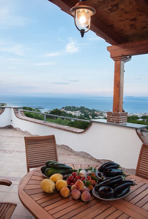 Relais Maison De Charles Ischia Zewnętrze zdjęcie
